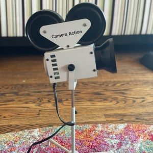 Camera Action table lamp. Vintage.